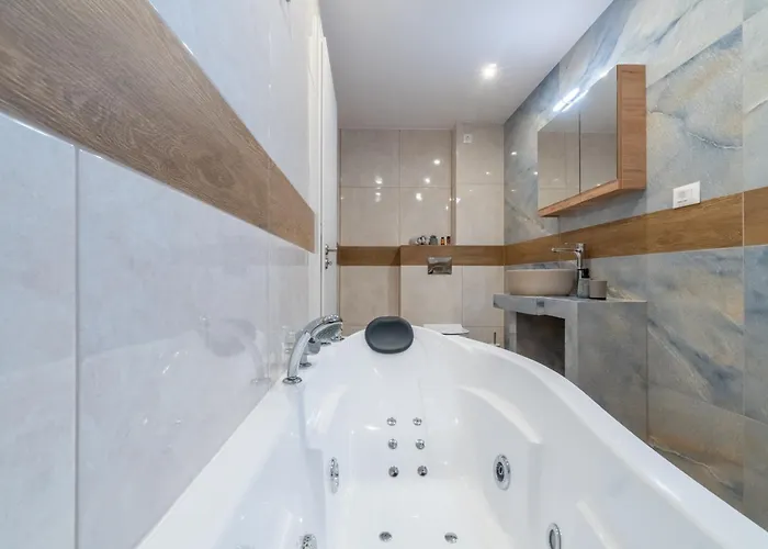 Odyssey Residences * Ханья